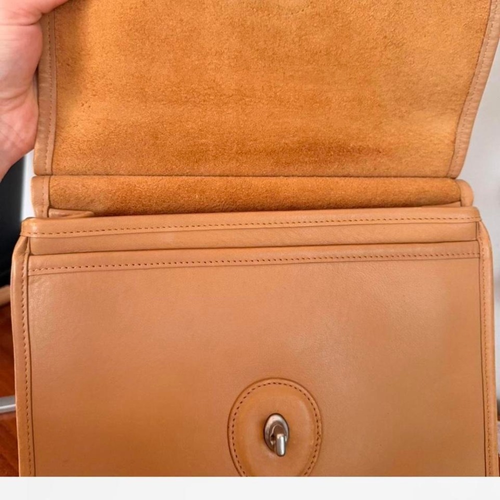 Vintage Coach Willis Bag # 9927 Camel Nickel Hardware - Picture 5 of 6